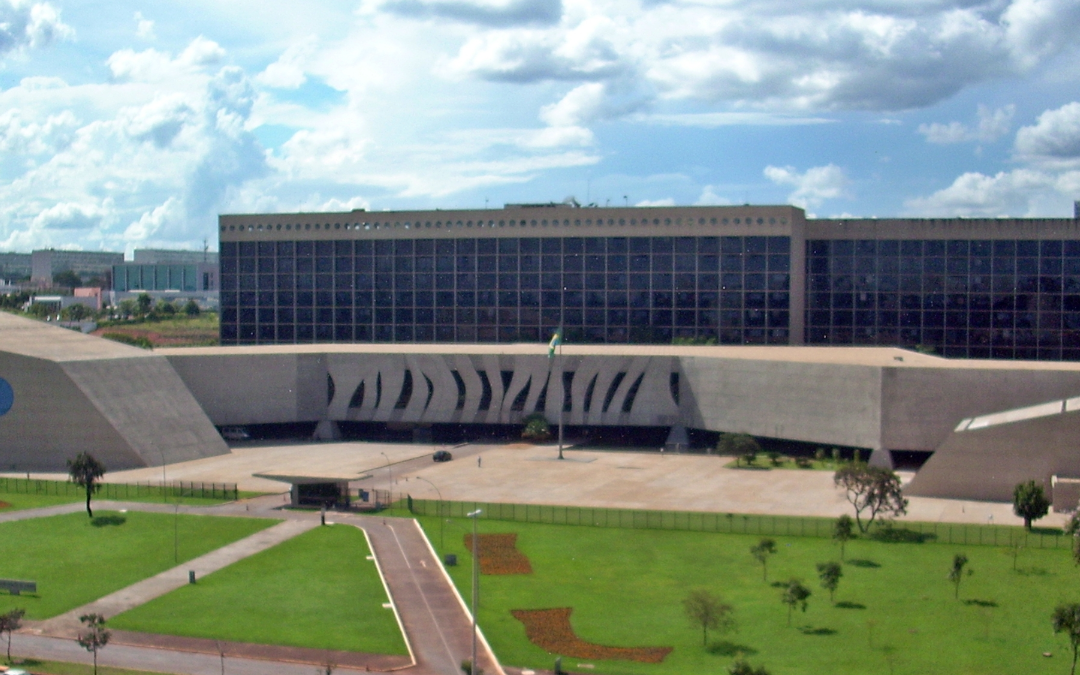 Previdência complementar – STJ afasta incidência de contribuição previdenciária sobre valores destinados a plano que beneficia apenas cargos de gestão