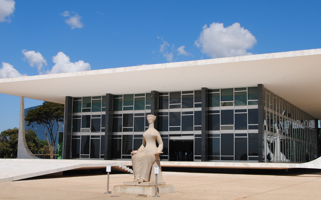 Proteção à maternidade – STF decide que shopping centers devem manter creche para utilização pelas empregadas de lojistas
